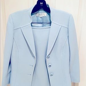 Ladies light blue Tahari skirt suit